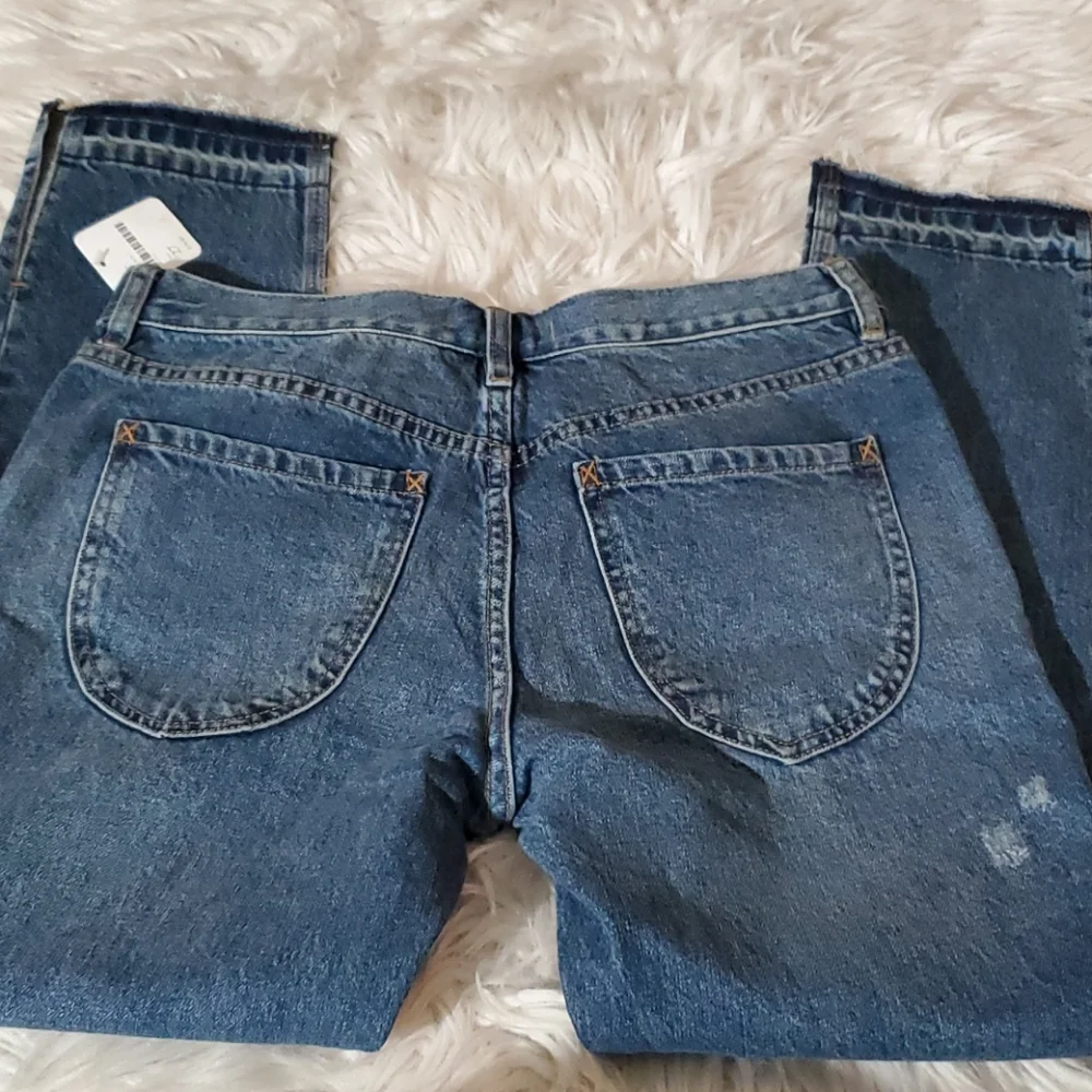 **Free People Button-Fly Ripped Jeans NWT Size 27**